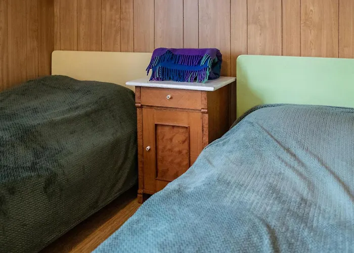 Charming House With Exceptional View Casa de Férias Vestvagoy