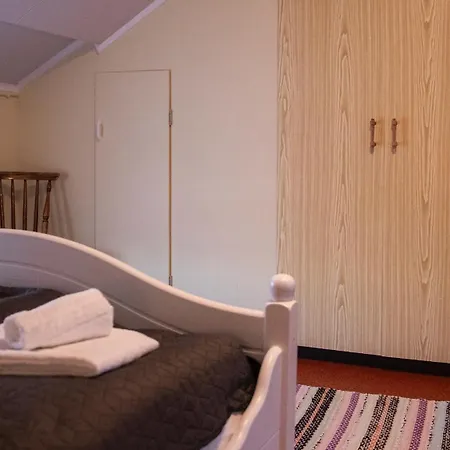 Charming House With Exceptional View Vestvagoy