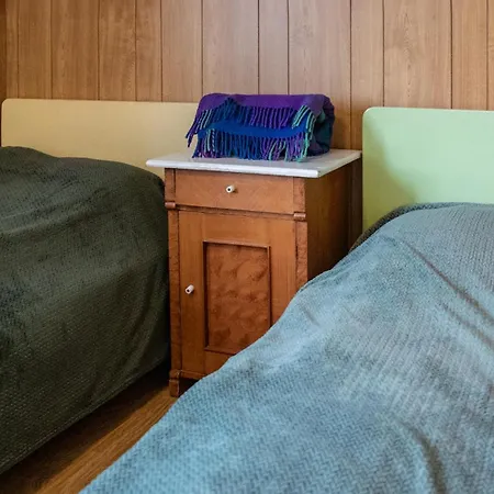 Charming House With Exceptional View Tatil Evi Vestvagoy